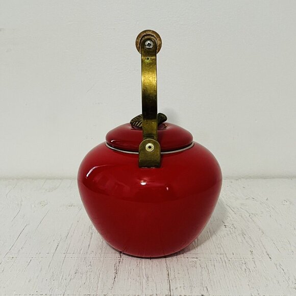 Kitchen Concepts Kettle Apple Shaped Brass Handle Bright Red Enamel - Picture 2 of 8